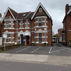 Gasthof Rivendell, Southampton
